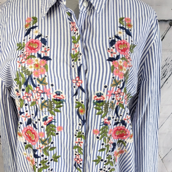 NANETTE LEPORE Embroidered Floral Button Down Long Sleeve Cotton Dress Shirt - Picture 12 of 12